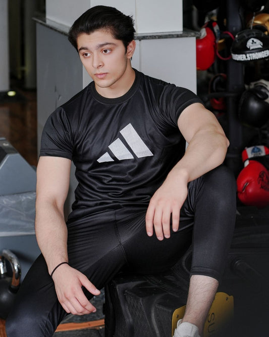 ADI BOOST-Tri Black T-Shirt